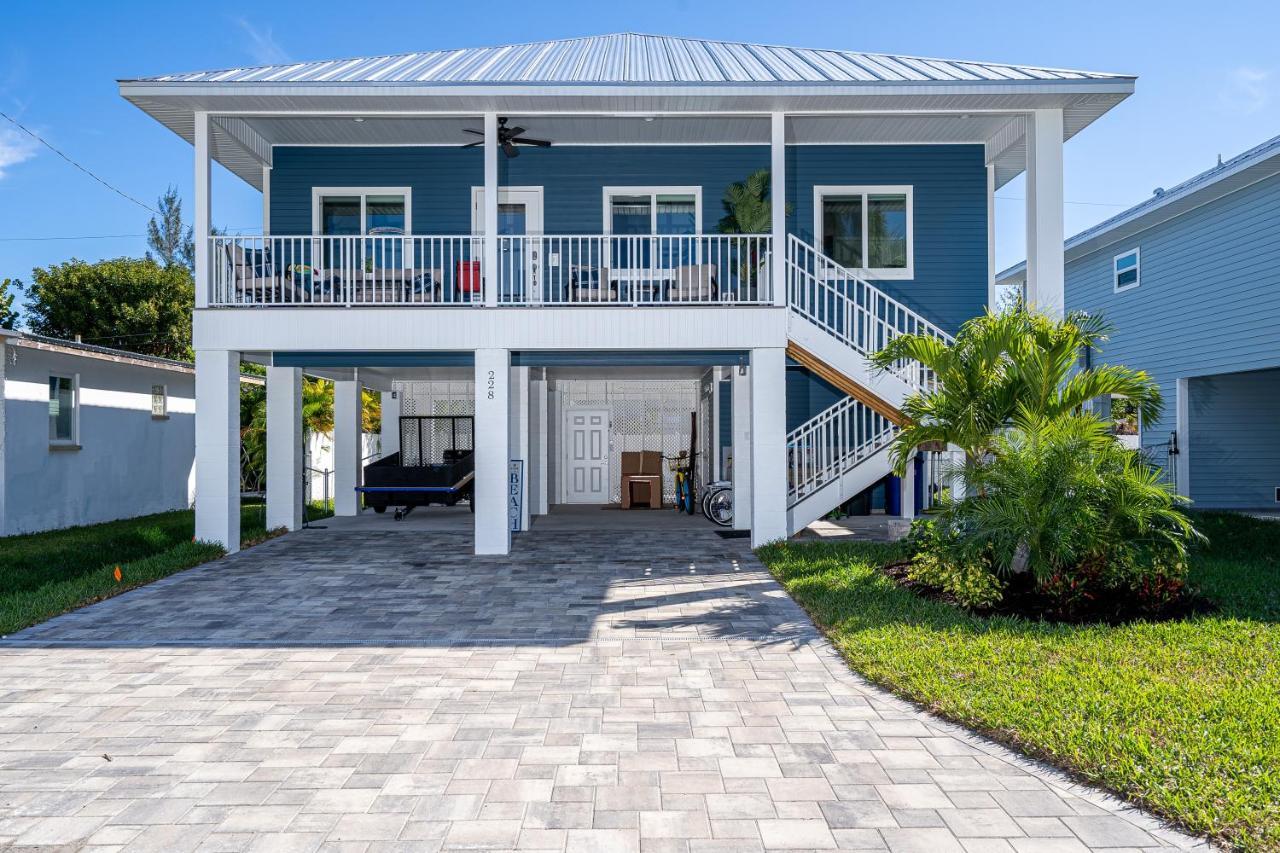 Beautiful New Build Private Pool Home On The North End Of Fort Myers Beach! Home Exterior foto